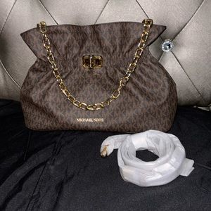 Michael Kors LG Ruched Clutch